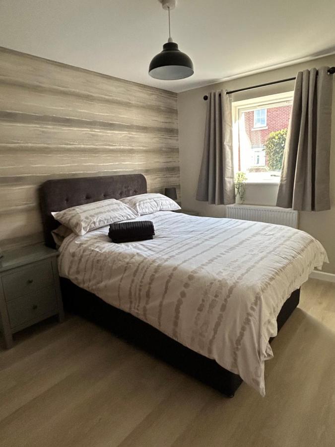 Chapel Court Apartments Cannock Exterior photo