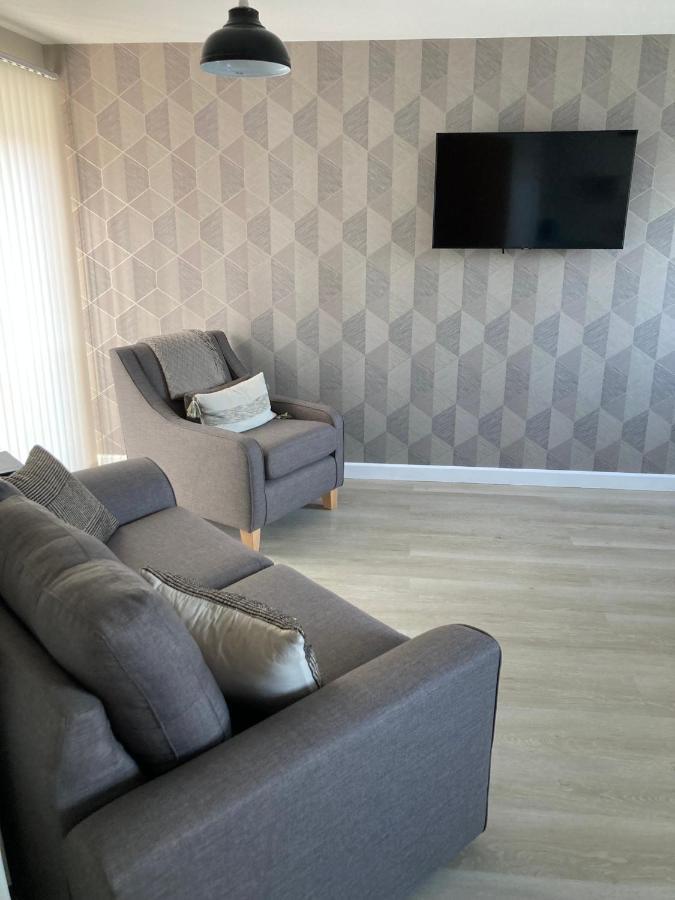 Chapel Court Apartments Cannock Exterior photo